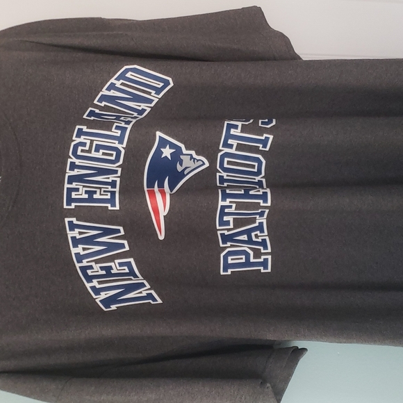 New England Patriots tshirt - Picture 13 of 16